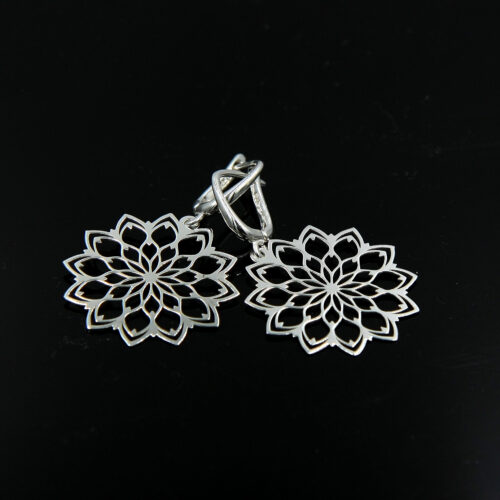 e3cb622359e31a18f1544d2259416b04