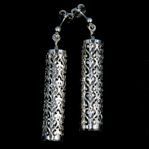 d475bb322f2be4775cbf936a6c6c15e7