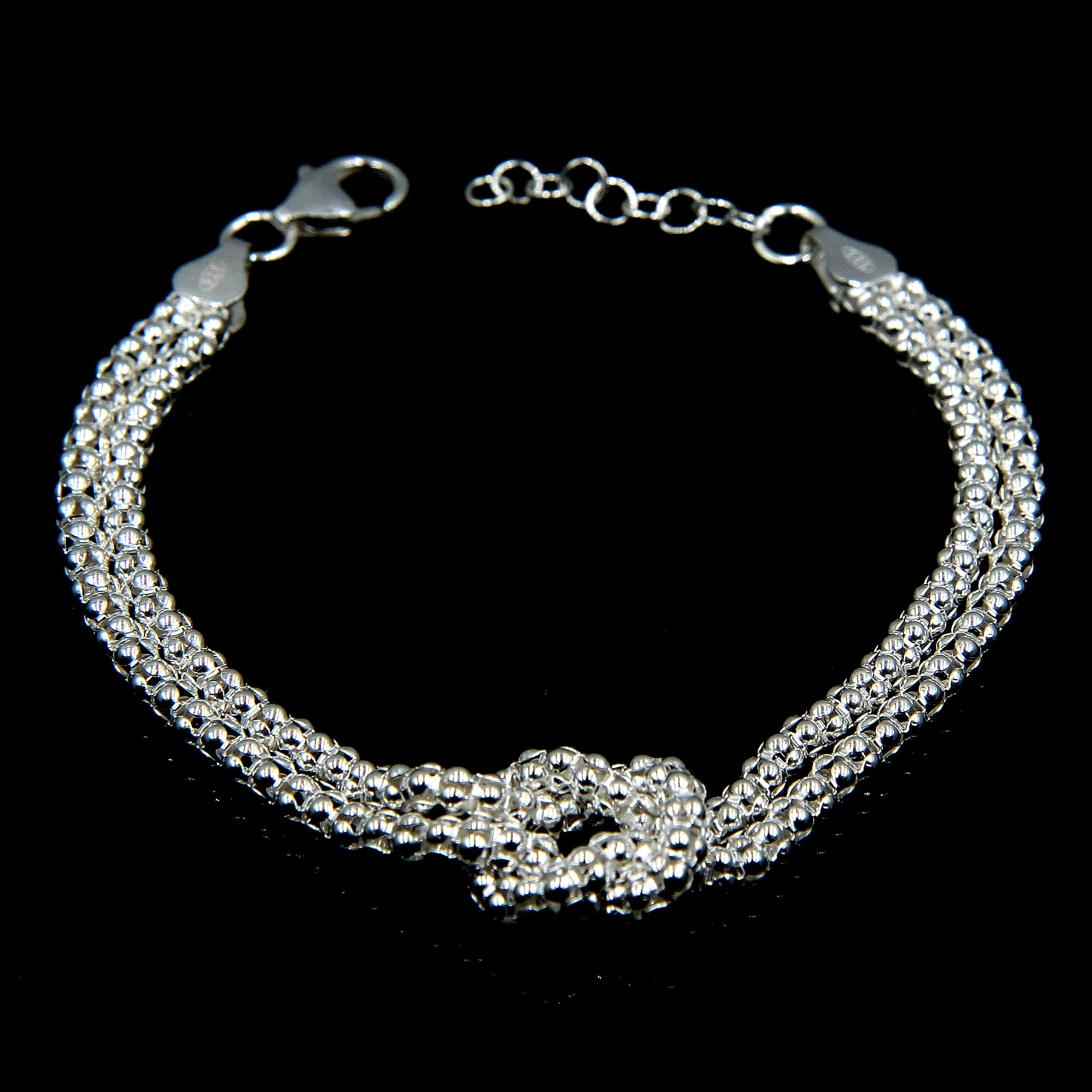 40200c68a028bf4dd8bf8cc0f51b46cc